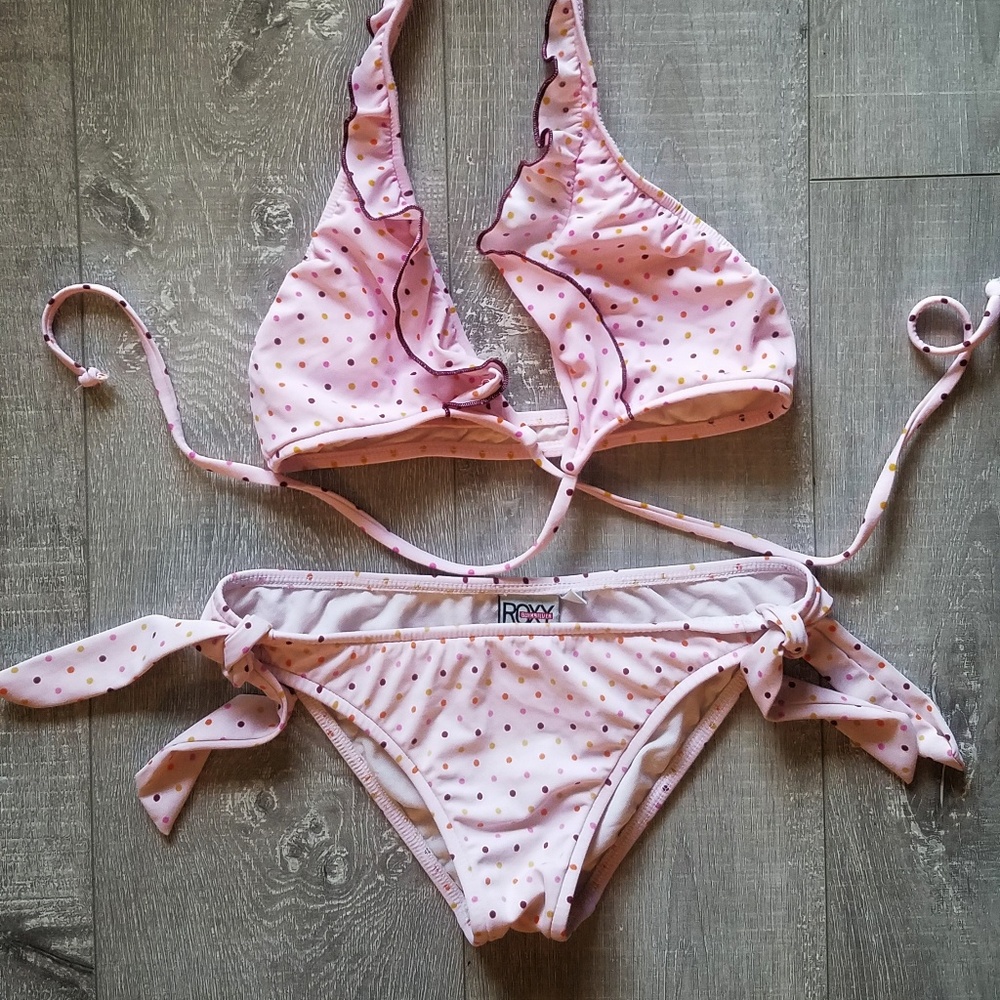 SOLD Roxy Pink polka dot & ruffle bikini